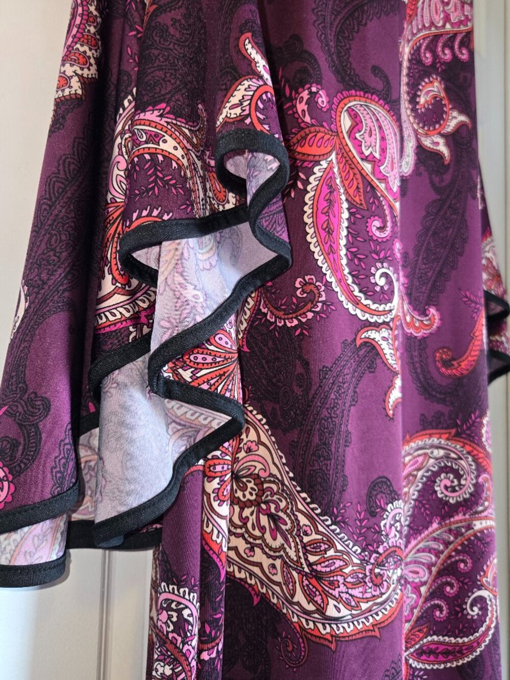 EPIC trumpet-sleeved retro dress (Ronni Nicole, Small)